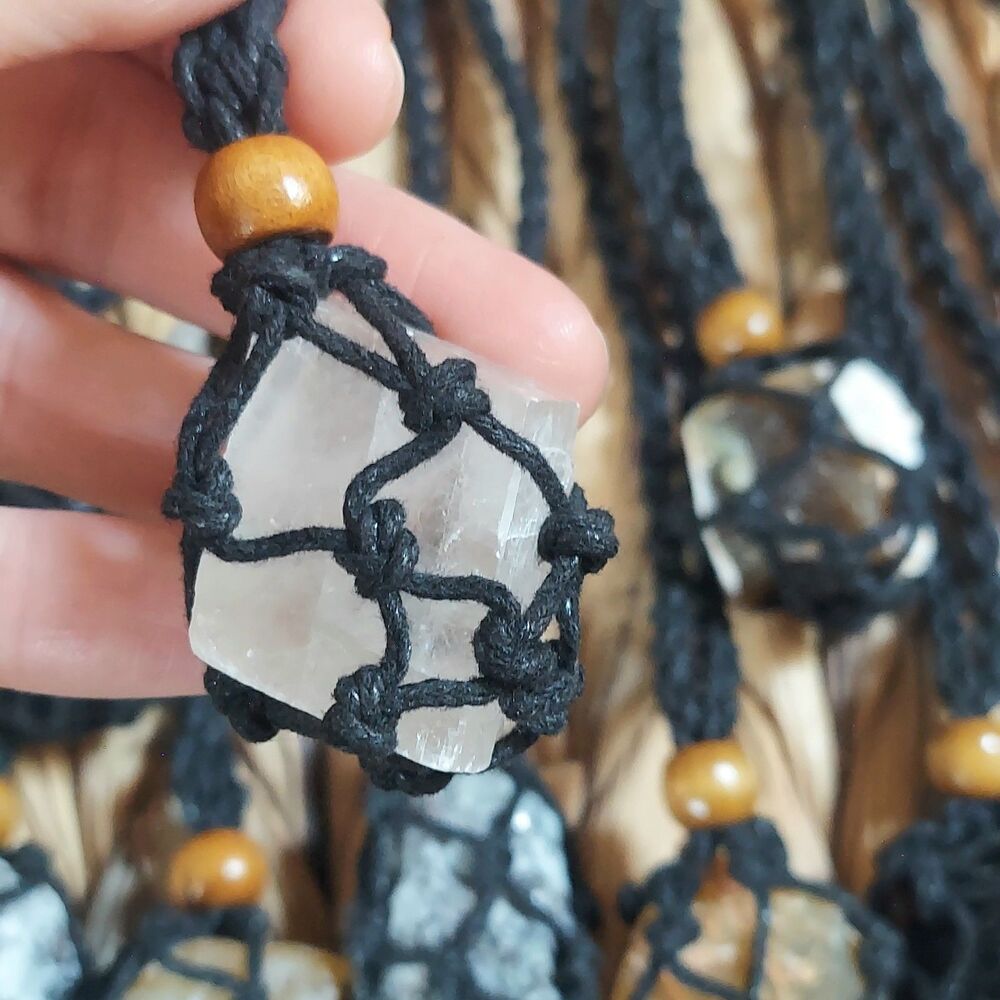 Bulk lot of 12 Handmade Natural Stone Macrame Necklaces Raw Crystals Rough Gems - Picture 6 of 8